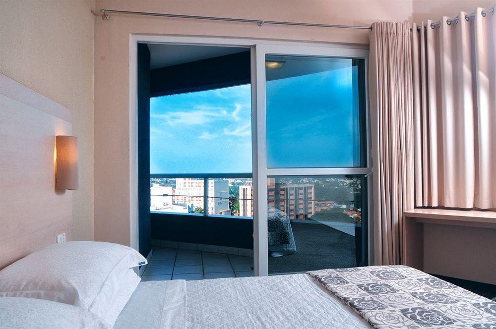Golden Blue Hotel Лондрина Экстерьер фото