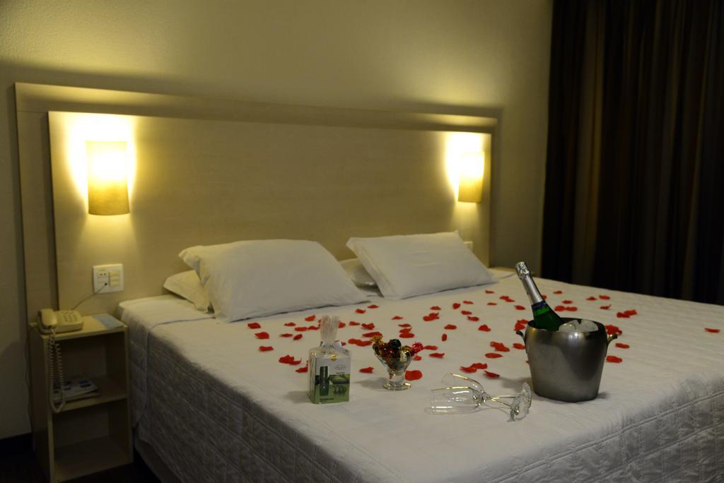 Golden Blue Hotel Лондрина Экстерьер фото