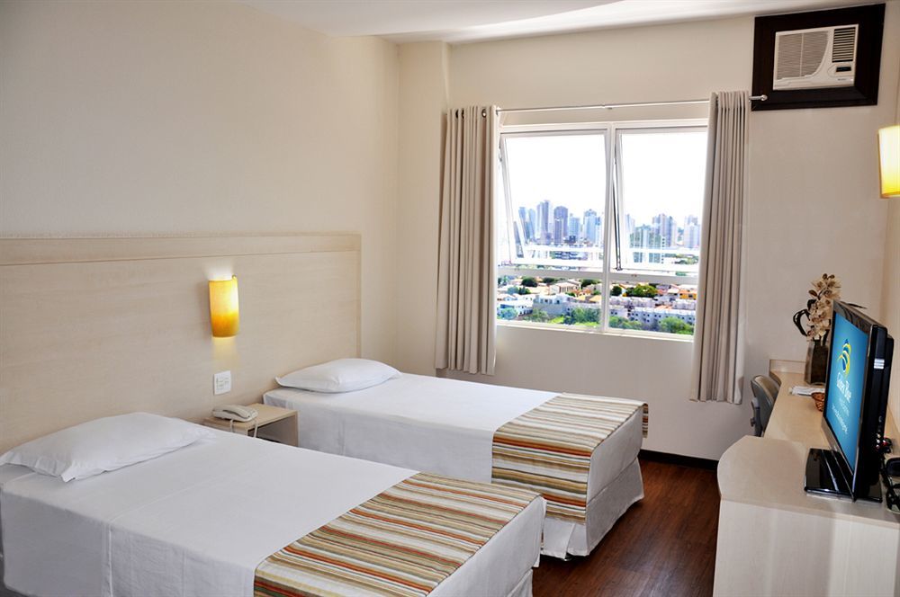 Golden Blue Hotel Лондрина Экстерьер фото